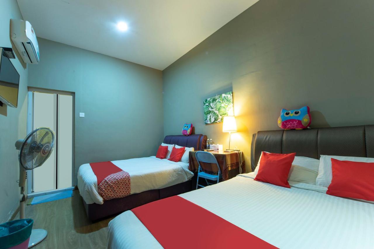 Oyo 90231 Hotel By The Park Plt Johor Bahru Dış mekan fotoğraf